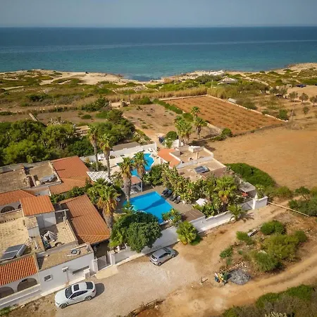 Luxurious Coastal In Villa Gallipoli