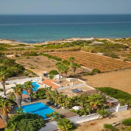 Luxurious Coastal In *